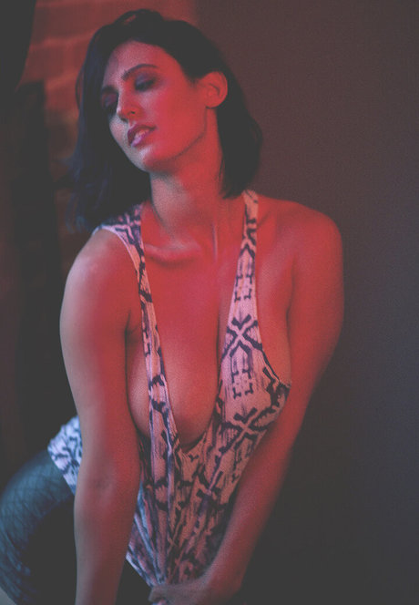 Naakte gelekte OnlyFans-foto van Alysha Grace Marko