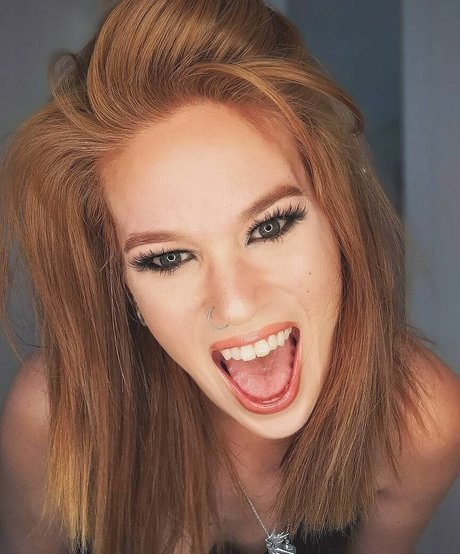 Hollie Bennett