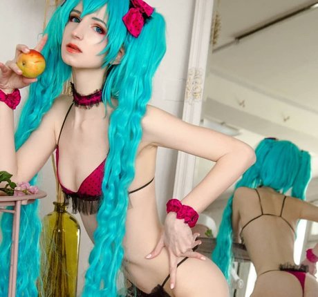 Naakte gelekte OnlyFans-foto van Holly White