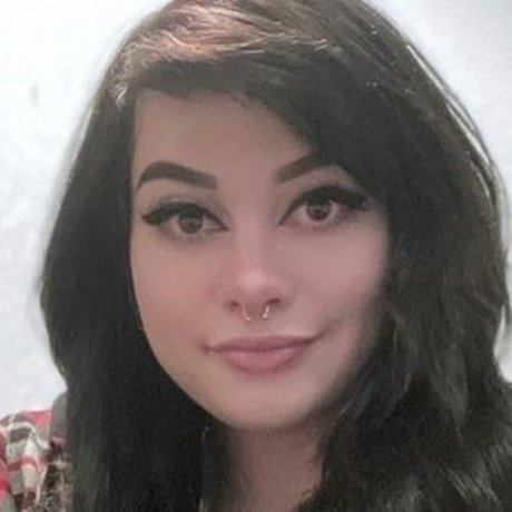 Naakte gelekte OnlyFans-foto van Jisatsuwaifu