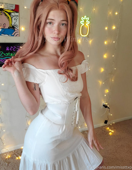 Naakte gelekte OnlyFans-foto van Tessa Winters
