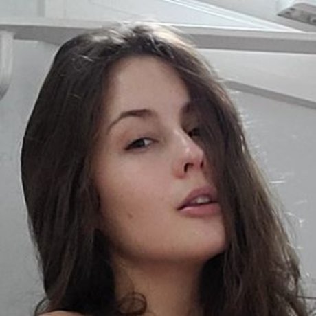 Naakte gelekte OnlyFans-foto van Kylie Cupcake