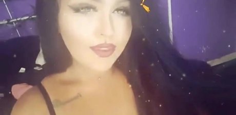 Naakte gelekte OnlyFans-foto van Megan Carys Gomer