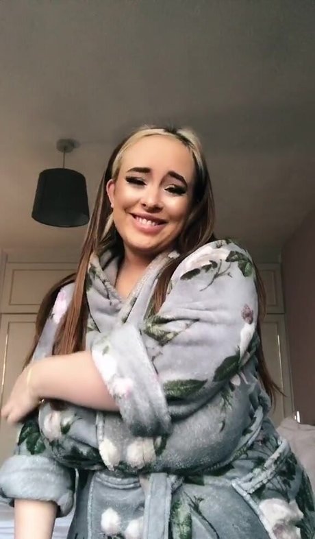 Naakte gelekte OnlyFans-foto van Smophs92