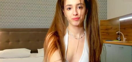 Naakte gelekte OnlyFans-foto van Coyamina