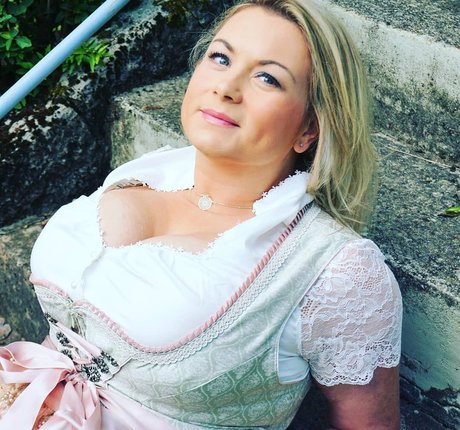 Naakte gelekte OnlyFans-foto van Patirose