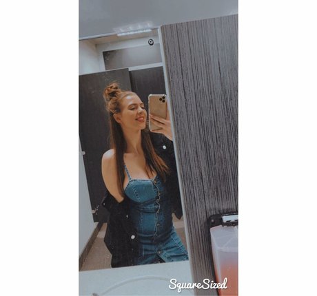 Chelsea Rowlinson