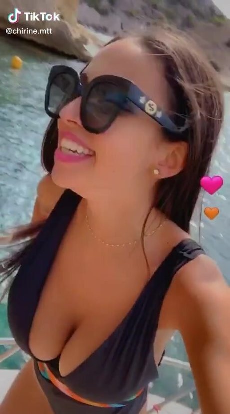 Naakte gelekte OnlyFans-foto van Chirine Sabaiti
