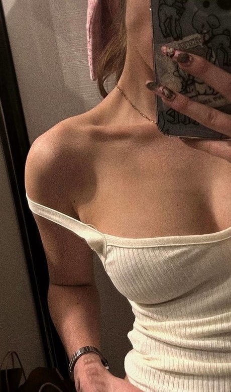 Naakte gelekte OnlyFans-foto van Ksxaanx