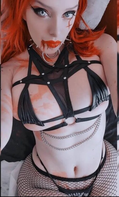 Naakte gelekte OnlyFans-foto van Viciousinfernus
