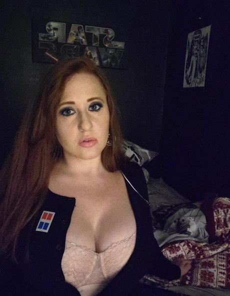 Naakte gelekte OnlyFans-foto van Rawrist