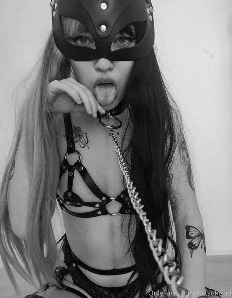 Naakte gelekte OnlyFans-foto van Narumibunni