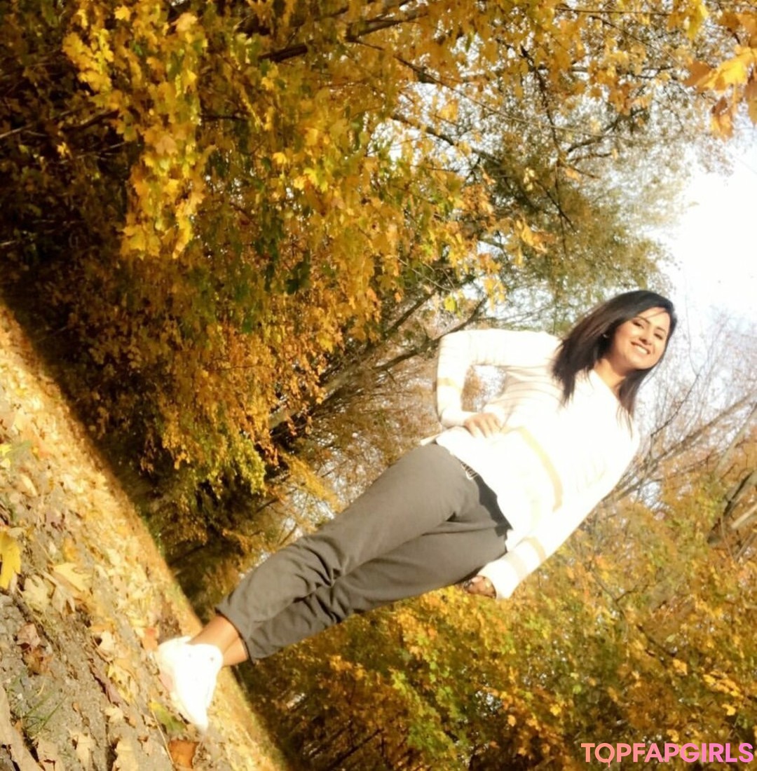 Naakte gelekte OnlyFans-foto van Meetii Kalher #1008