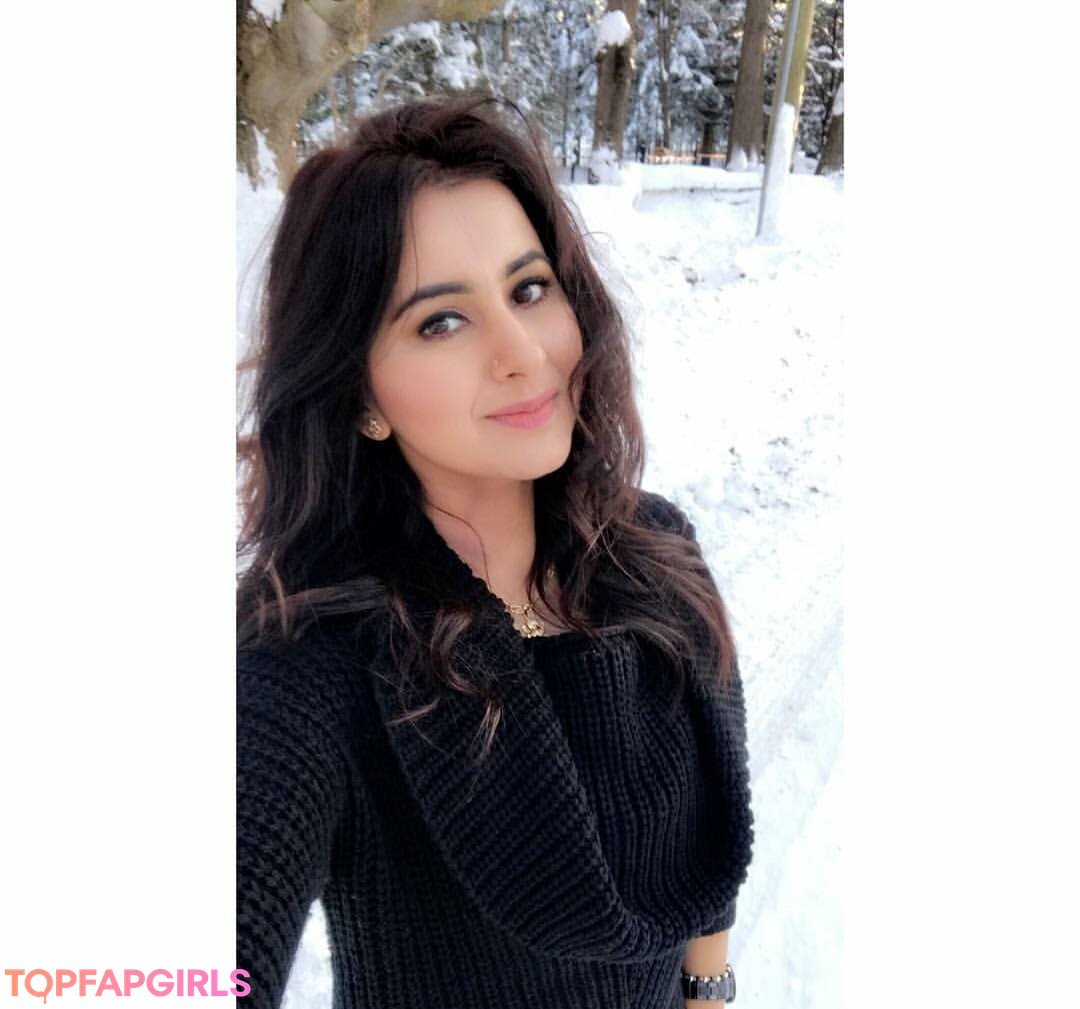 Naakte gelekte OnlyFans-foto van Meetii Kalher #1009