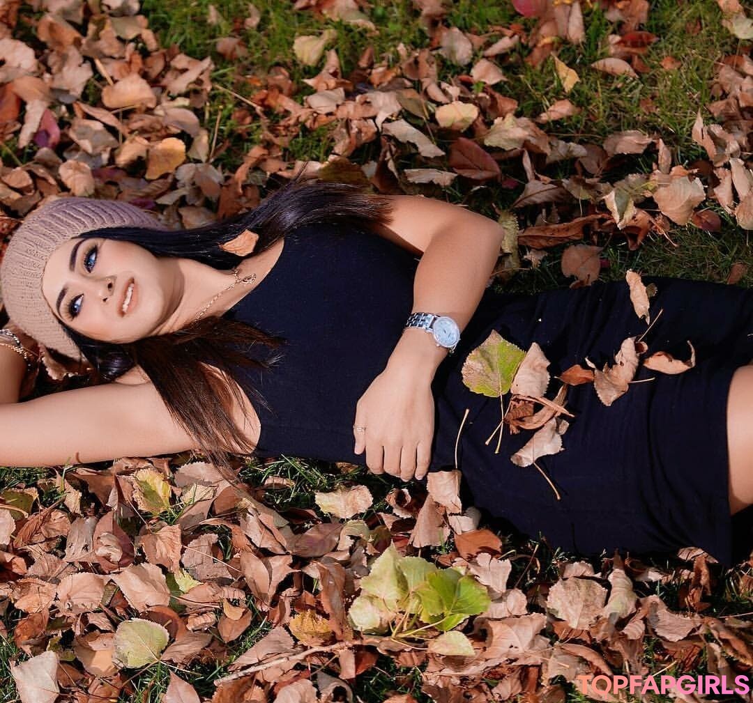 Naakte gelekte OnlyFans-foto van Meetii Kalher #1017