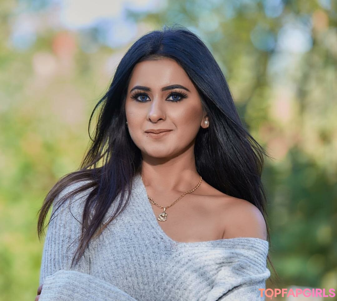 Naakte gelekte OnlyFans-foto van Meetii Kalher #1032