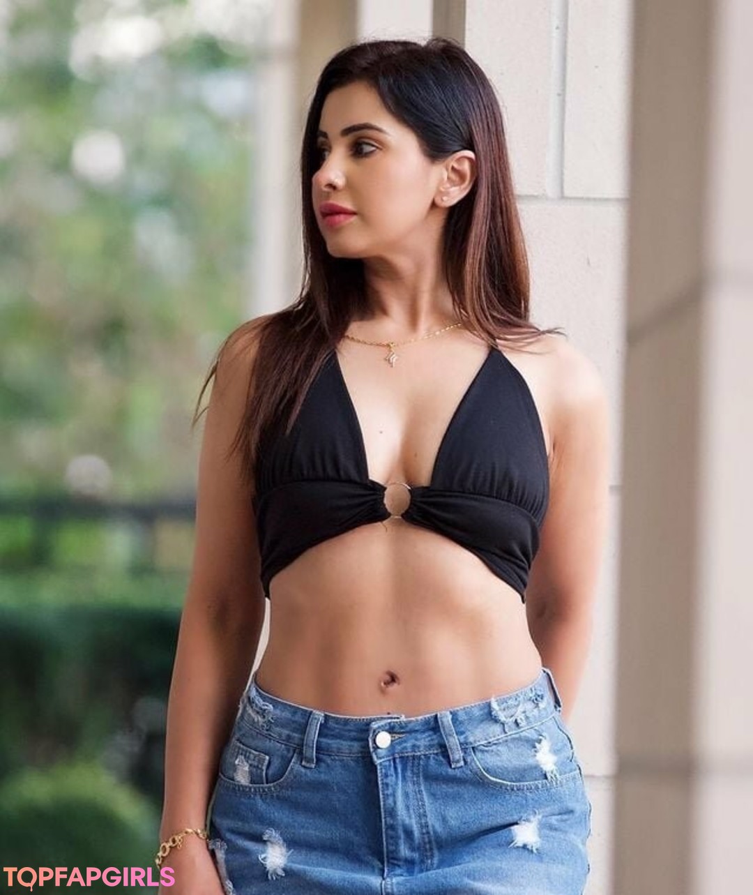 Naakte gelekte OnlyFans-foto van Meetii Kalher #1237