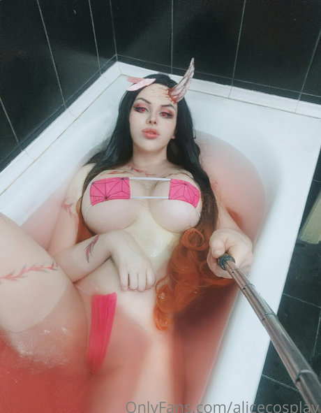 Alice Cosplay