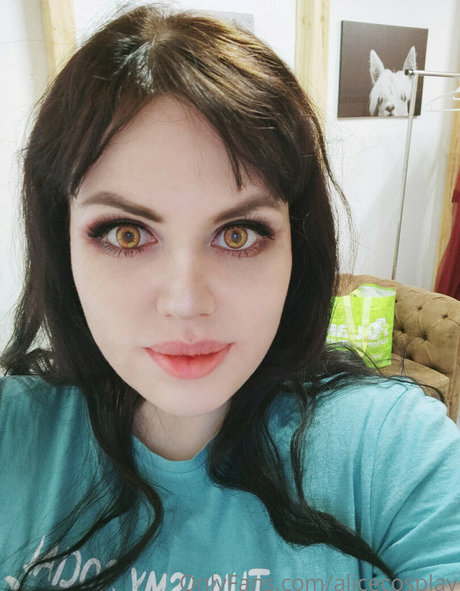Alice Cosplay