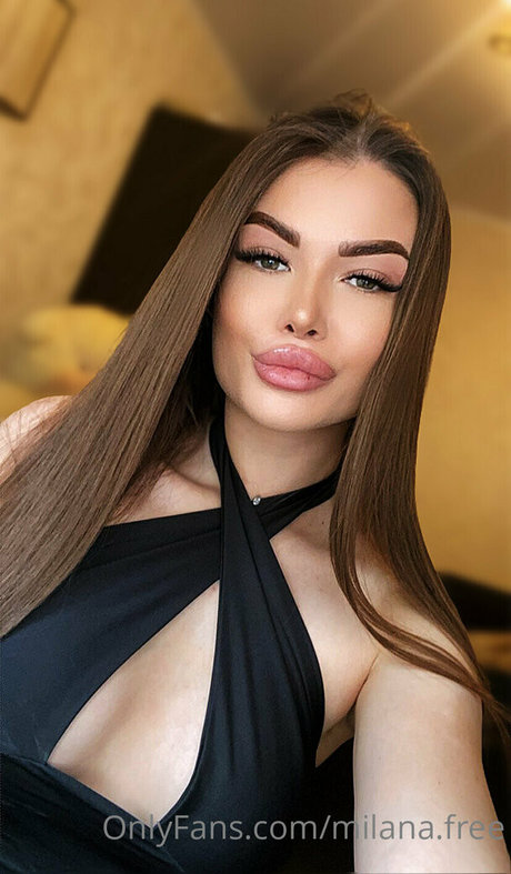 Naakte gelekte OnlyFans-foto van Milanastar