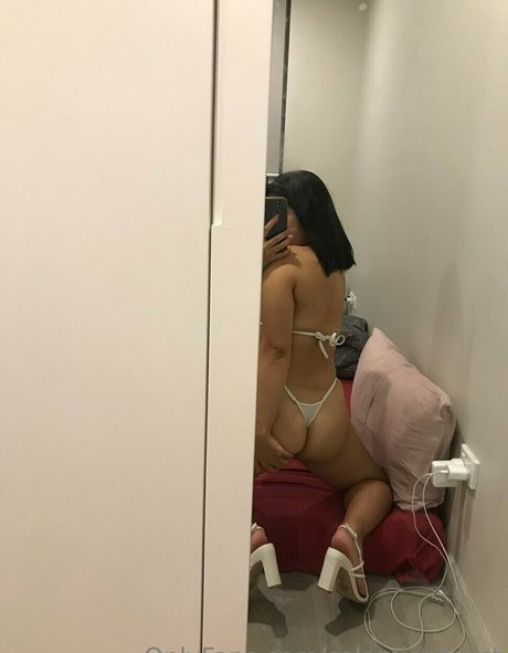 Naakte gelekte OnlyFans-foto van Salamiontoast