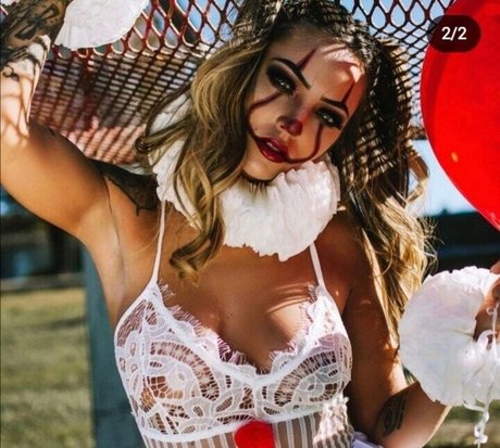 Naakte gelekte OnlyFans-foto van Sylina Ruiz