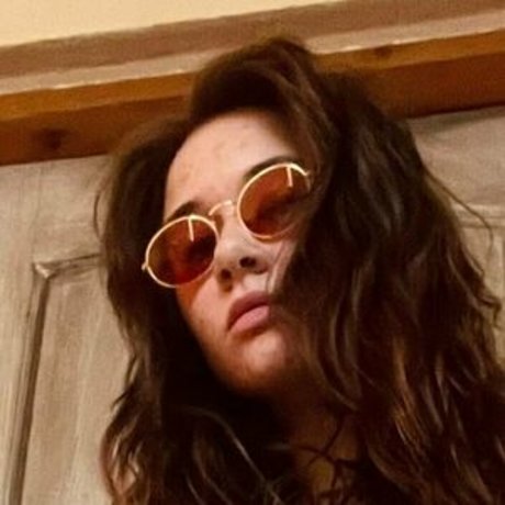 Naakte gelekte OnlyFans-foto van Jungle Girl