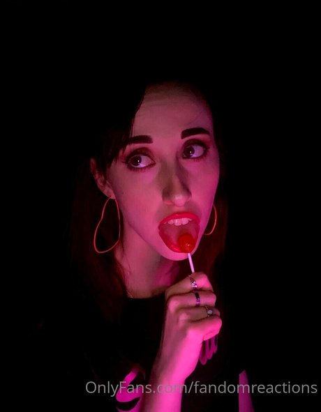 FandomReactions