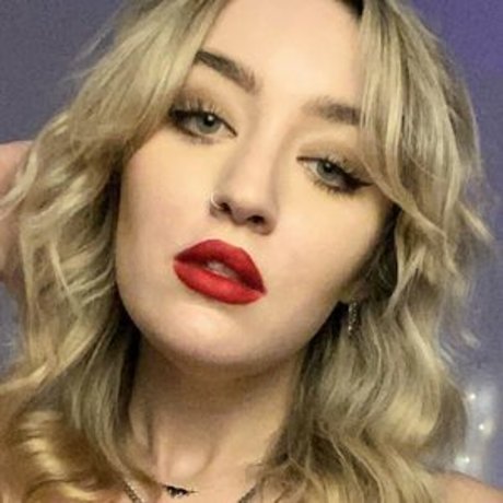 Naakte gelekte OnlyFans-foto van Snowy Asmr