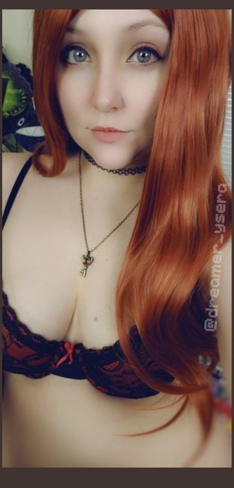 Naakte gelekte OnlyFans-foto van Eightbitysera