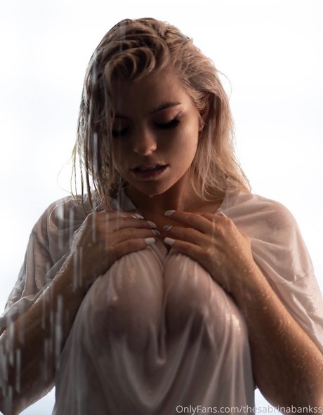 Naakte gelekte OnlyFans-foto van Sabrina Banks