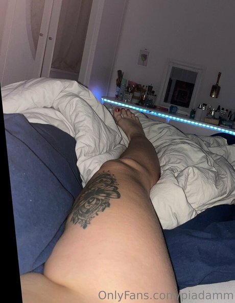 Naakte gelekte OnlyFans-foto van Piadamm