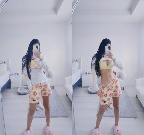 Naakte gelekte OnlyFans-foto van Jean Wanwan