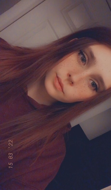 Naakte gelekte OnlyFans-foto van Lmaolari