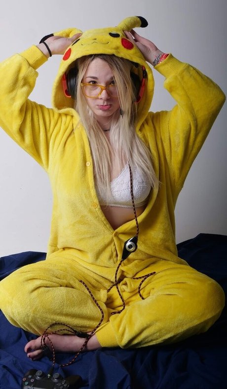 Naakte gelekte OnlyFans-foto van Luxirluwu