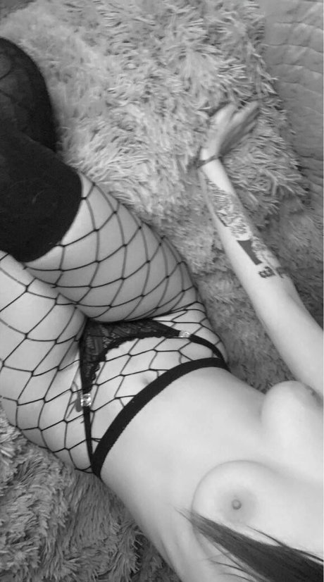 Naakte gelekte OnlyFans-foto van Bhambie123