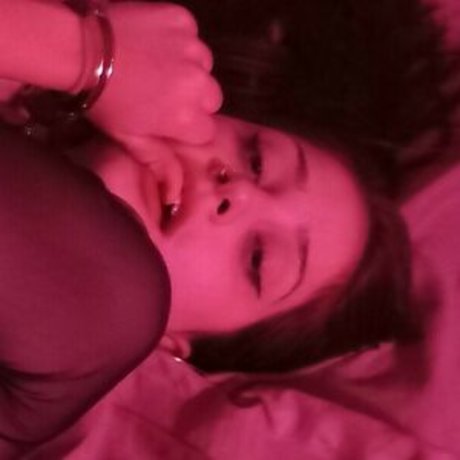 Naakte gelekte OnlyFans-foto van Bih Garcia