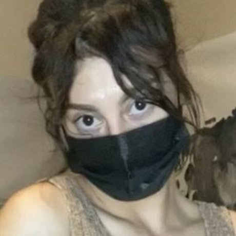 Naakte gelekte OnlyFans-foto van Caybops