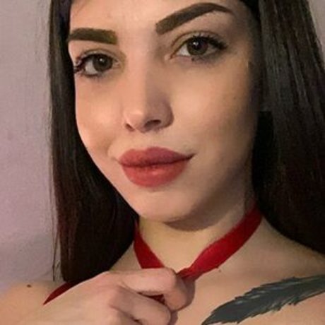 Naakte gelekte OnlyFans-foto van Desireecavallaro
