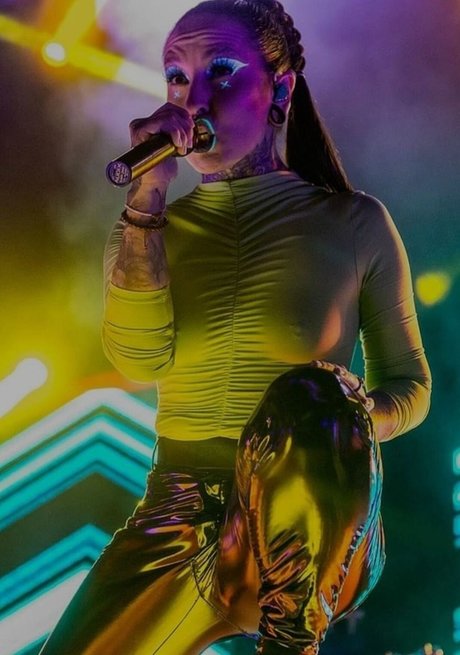 Naakte gelekte OnlyFans-foto van Tatiana Shmayluk