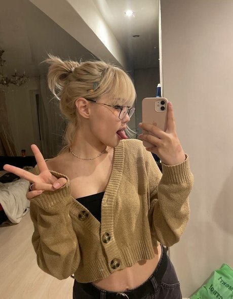 Naakte gelekte OnlyFans-foto van Babyjeyy