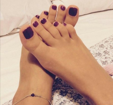 Naakte gelekte OnlyFans-foto van Sophia Zisi