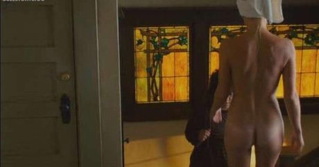 Naakte gelekte OnlyFans-foto van Anna Faris