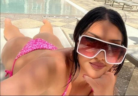 Naakte gelekte OnlyFans-foto van Zapressa Zapata