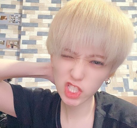Naakte gelekte OnlyFans-foto van Sora Shiina