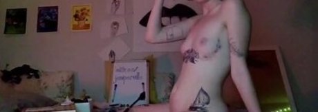 Naakte gelekte OnlyFans-foto van Juniper Woods