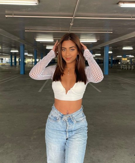 Naakte gelekte OnlyFans-foto van Chrissymenzies
