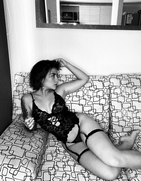 Naakte gelekte OnlyFans-foto van Camila Arbelaez