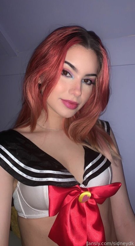 Naakte gelekte OnlyFans-foto van Sidneydk