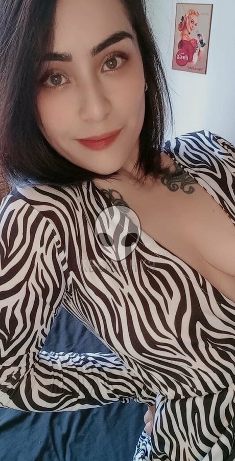 Naakte gelekte OnlyFans-foto van Kthegray